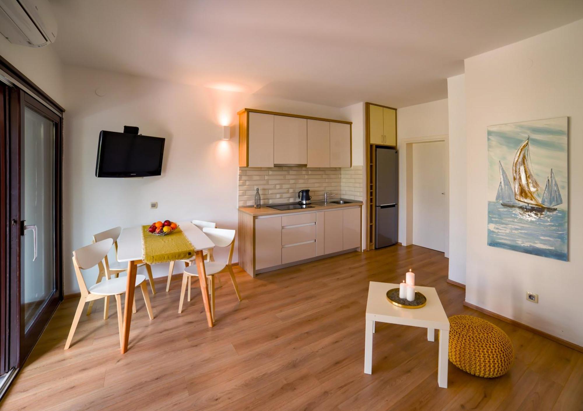Oasis Premium Twin Apartment