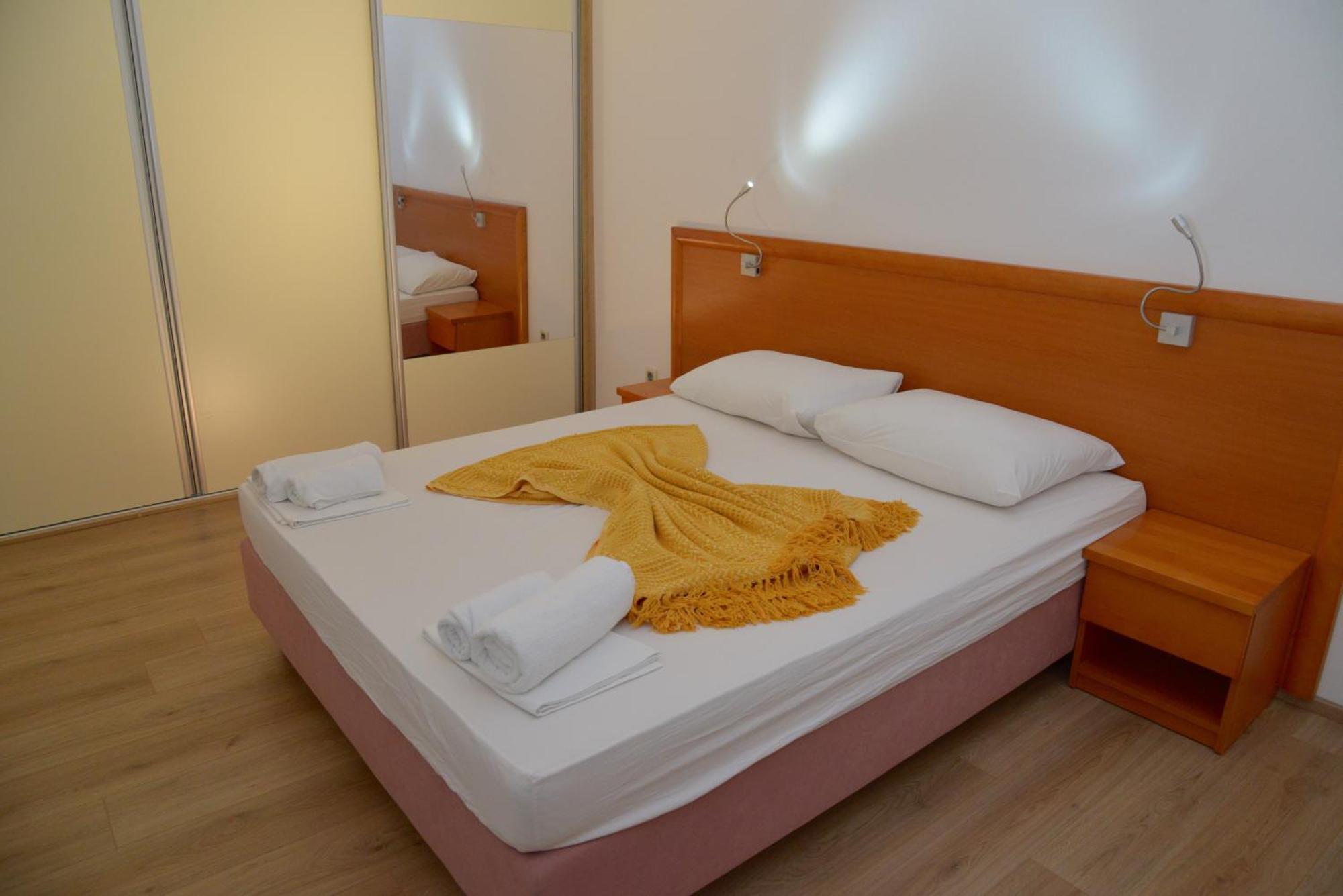 Oasis Premium Twin *