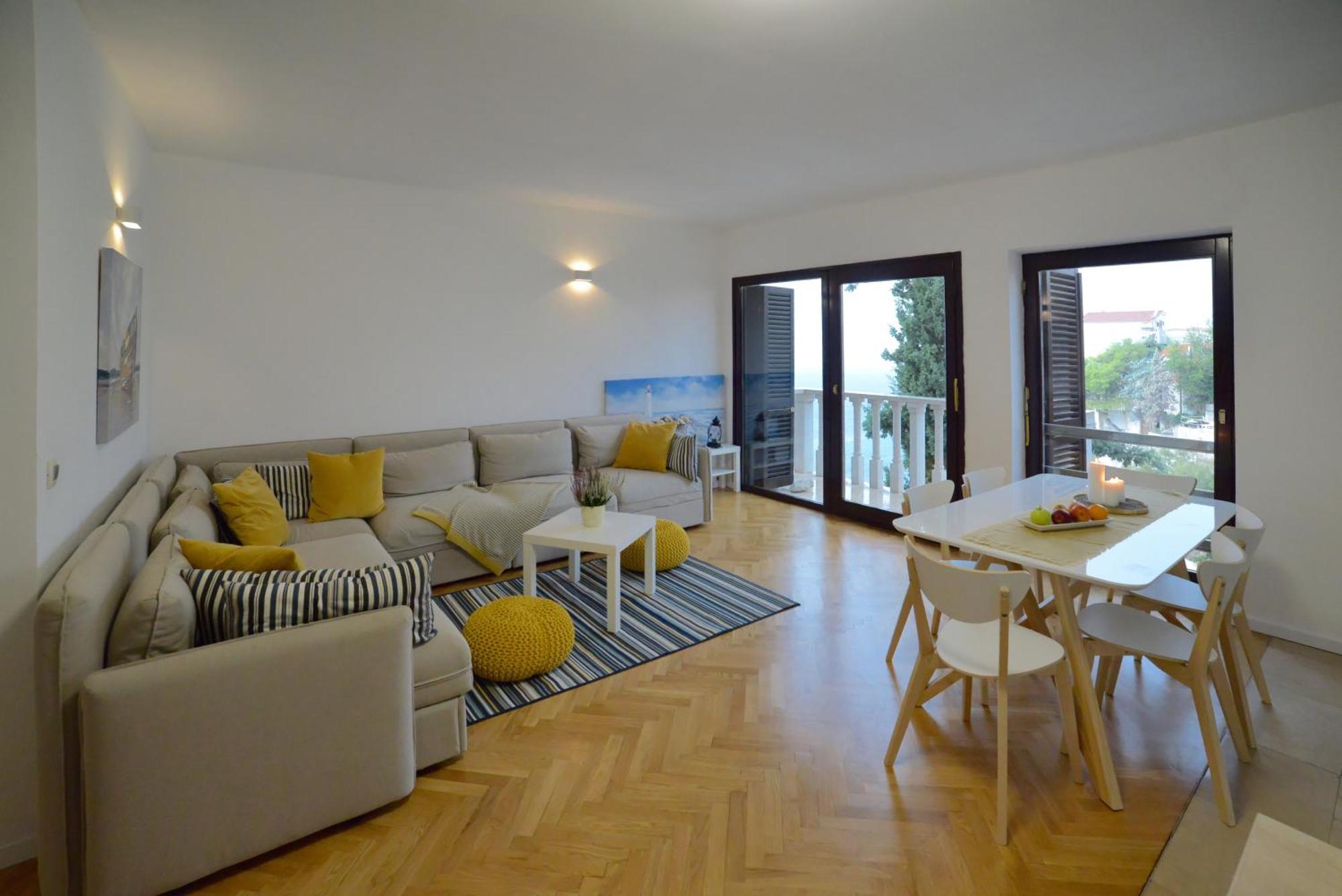 Oasis Premium Twin Apartment